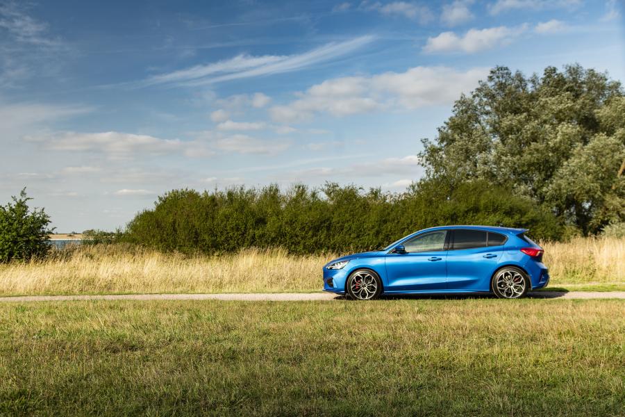  Ford Focus ST-Line 2018 года  (UK) (фото 25 из 42)